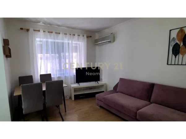 Tirane, jepet me qera apartament 1+1 Kati 2, 65 m² 600 € 