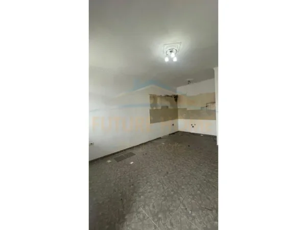 Tirane, shitet apartament 1+1 Kati 6, 88 m² 125.000 € (Rruga Bardhyl)