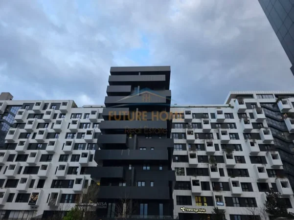 Tirane, jepet me qera zyre Kati 4, 75 m² 750 € (SQAURE 21 , Rruga Kavajes)