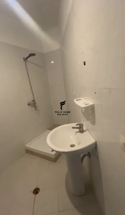 Tirane, shitet garsonier Kati 9, 49 m² 79.000 € (ASTIR)