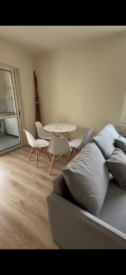 🏠 Jepet me Qira Apartament 1+1 tek  21 Dhjetori,  550 MIJE LEKE