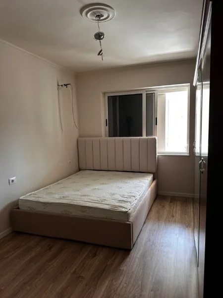 🏠 Jepet me Qira Apartament 1+1 tek  21 Dhjetori,  550 MIJE LEKE