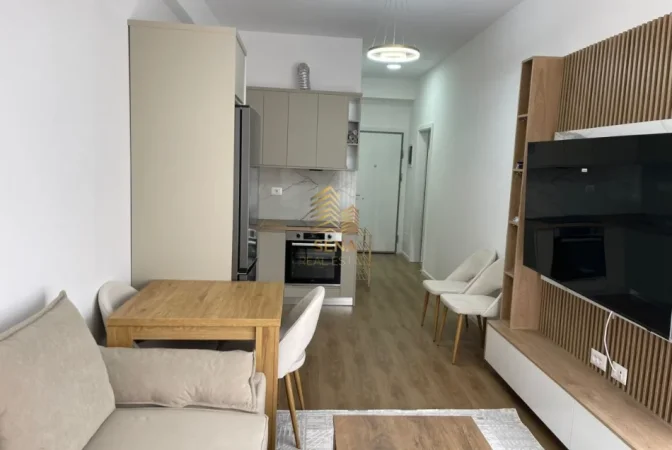 Tirane, jepet me qera apartament 1+1 Kati 3, 55 m² 450 € (Rezidenca Kaimi)
