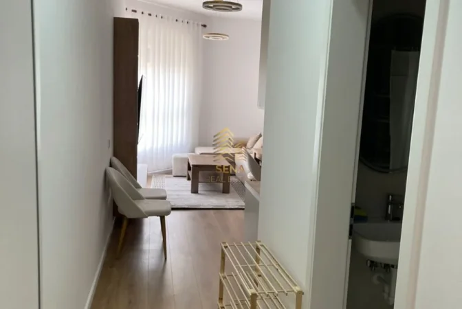 Tirane, jepet me qera apartament 1+1 Kati 3, 55 m² 450 € (Rezidenca Kaimi)