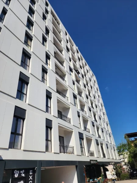 🟢 Shitet: Ultra 2+1+2wc &Ballk. (📍Kompl. ARLIS - FARMACIA 10 ) Sip. 115m² Totalisht e Investuar, Kati 5 , Çmimi 270,000€ ✨️ + GARAZHD 27,000€