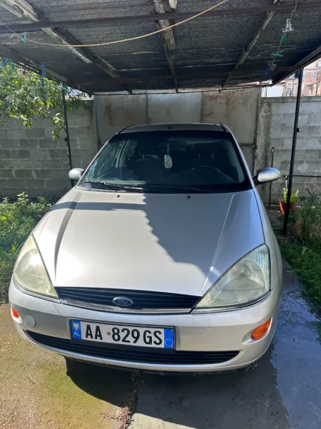 Tirane, makine Nafte, gri metalizato manuale Kondicioner 200.000 km 1.500 €