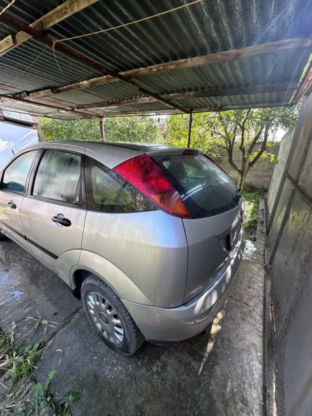 Tirane, makine Nafte, gri metalizato manuale Kondicioner 200.000 km 1.500 €