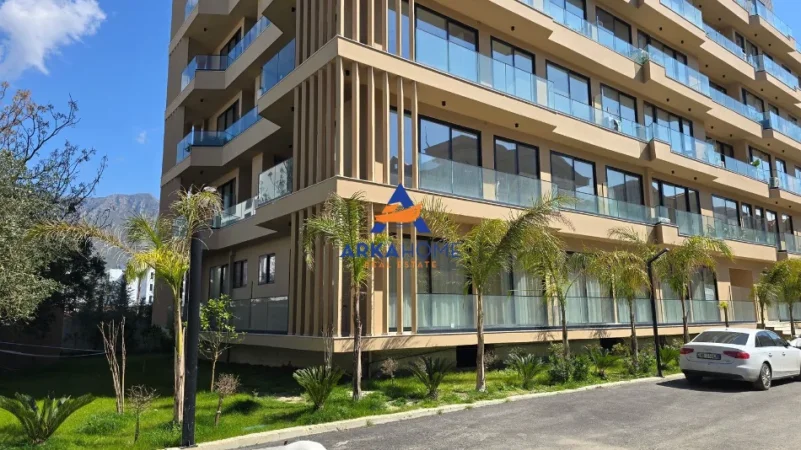 Vlore, shitet ambjent biznesi Kati 1, 2.000 m² 