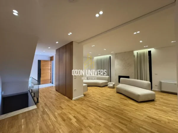 Tirane, jepet me qera Vile 2 Katshe Kati 2, 340 m² 3.300 € (Teg)