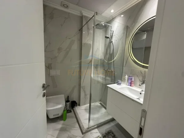 Tirane, jepet me qera 2+1 , 89 m² 1.000 € (Apartament 2+1+2+Post Parkimi, Rezidenca Alba, Ish-Fusha e Aviacionit)