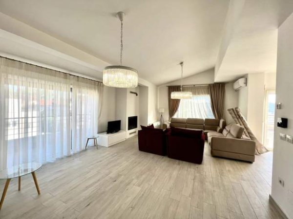 Tirane, shes apartament 3+1 190 m² Euro (TEG, REZIDENCE BANIMI)