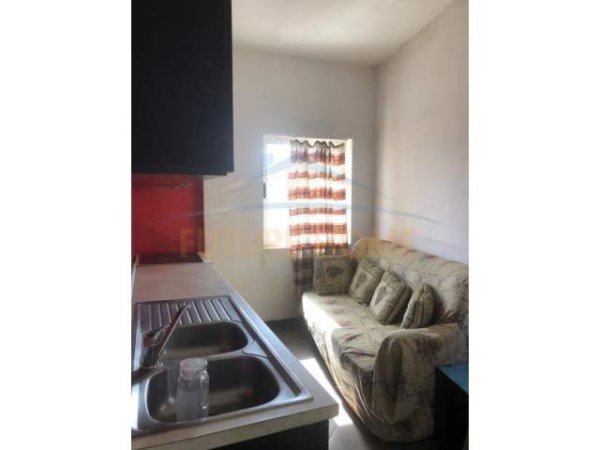 Tirane, jepet me qera apartament Kati 1, 65 m² 250 Euro (Teodor Keko)