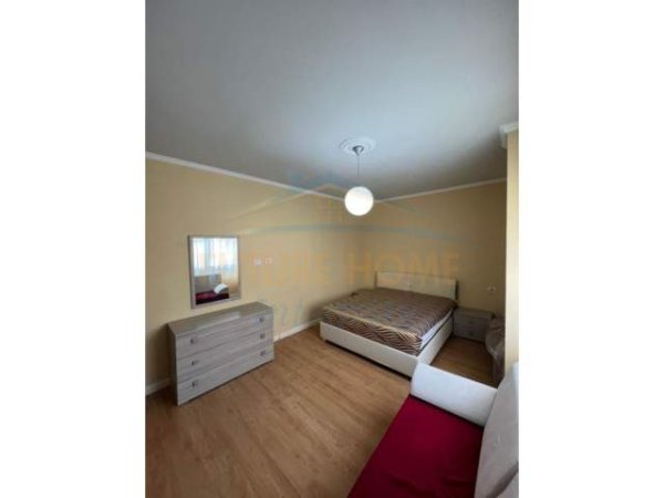 Tirane, jepet me qera apartament 2+1+A+BLK Kati 1, 700 Euro (Pazari i Ri)