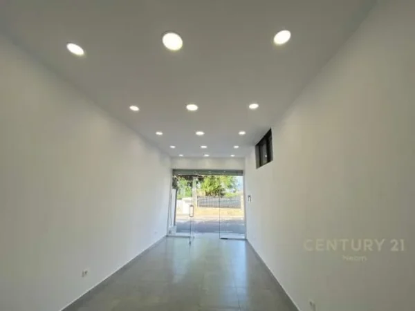 Tirane, jepet me qera ambjent biznesi Kati 0, 30 m² 350 Euro (Selite)