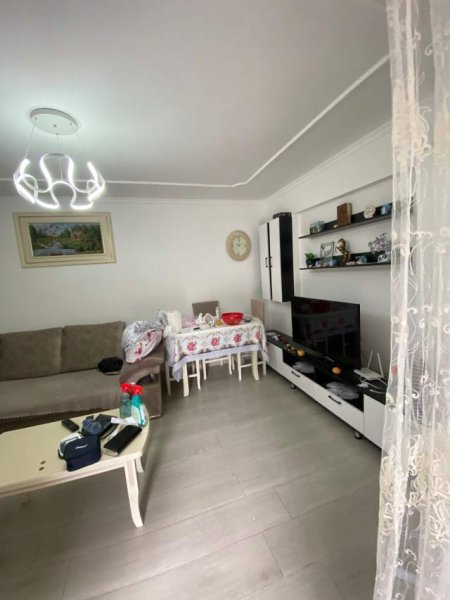 Tirane, jepet me qera apartament Kati 0, 120 m² 470 Euro (Spitali i Traumes)