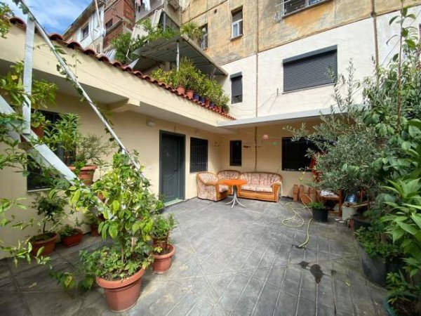 Tirane, jepet me qera apartament Kati 0, 120 m² 470 Euro (Spitali i Traumes)