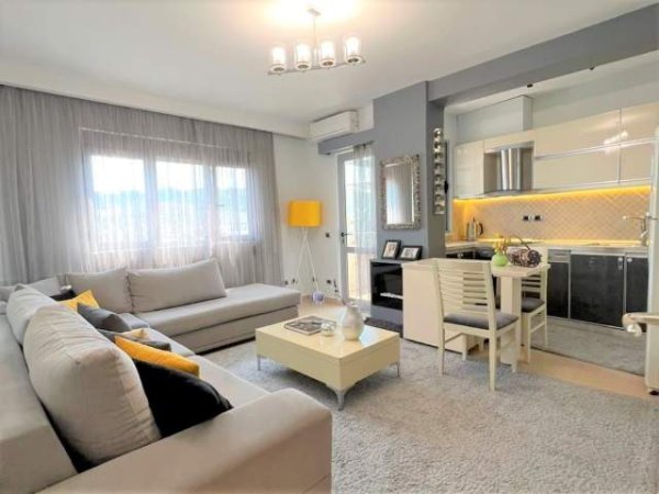 Tirane, shes apartament 1+1 67 m² 110.000 Euro (Perballe me Kompleksin Delijorgji)