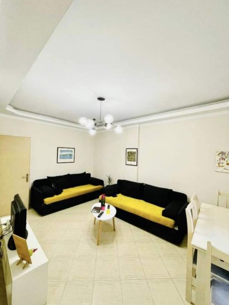 Tirane, shes apartament 1+1 65 m² Euro (Myslym Shyri)