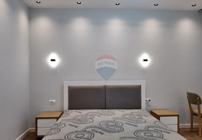 Tirane, jepet me qera Vile 2 Katshe , 190 m² 1.000 € (fresk 530581008-78)