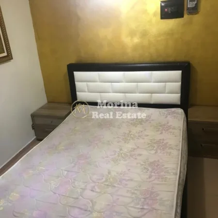 Tirane, jepet me qera apartament 1+1 Kati 1, 50 m² 500 € (Pazari i Ri)