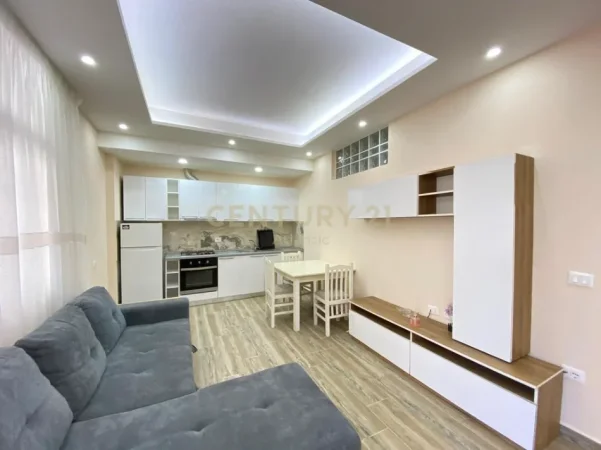 Durres, shitet apartament 1+1 Kati 1, 50 m² 73.000 € (Mozeumi i Deshmorve)