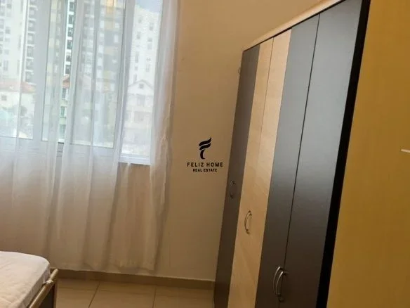 Tirane, jepet me qera apartament 1+1+Ballkon Kati 3, 60 m² 60 € (5 MAJI)