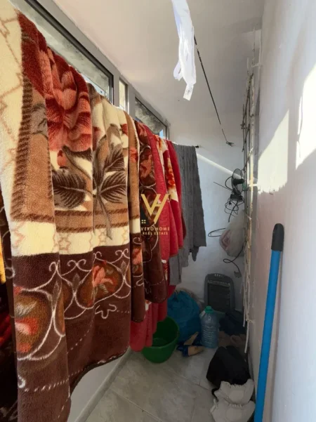 Tirane, shitet apartament 1+1+Ballkon Kati 2, 45 m² 134.000 € (SPITALI GJERMAN)