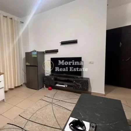 Tirane, jepet me qera apartament 1+1 Kati 3, 65 m² 450 € (Rruga 5 Maji)