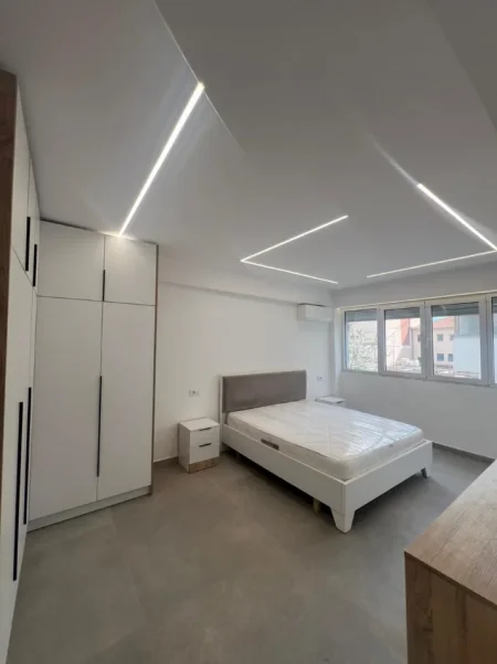 Durres, shitet apartament 2+1 Kati 3, 81 m² 160.000 € (Ish Rajoni)