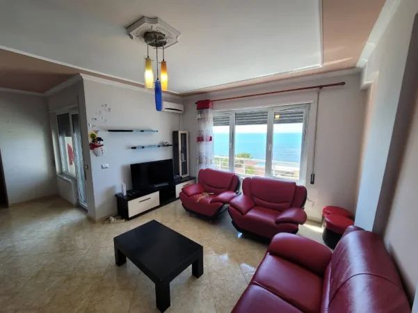 Durres, jepet me qera apartament 2+1 Kati 4, 160 m² 650 € (Vollga)