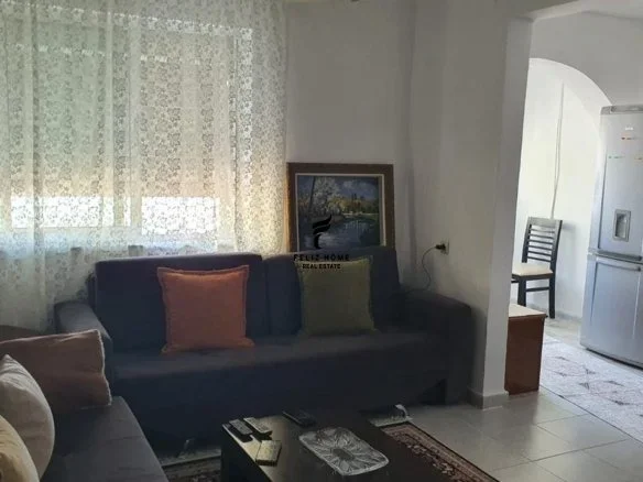 Tirane, jepet me qera apartament 1+1+Ballkon Kati 3, 60 m² 500 € (RRUGA BARDHYL)
