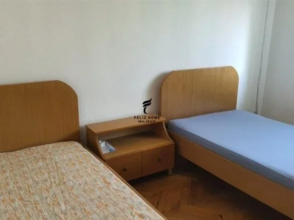 Tirane, jepet me qera apartament 1+1+Ballkon Kati 3, 60 m² 500 € (RRUGA BARDHYL)