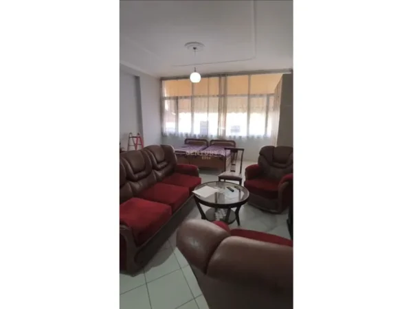 Tirane, shitet garsonier Kati 0, 50 m² 60.000 € (yzberisht , misto mame)