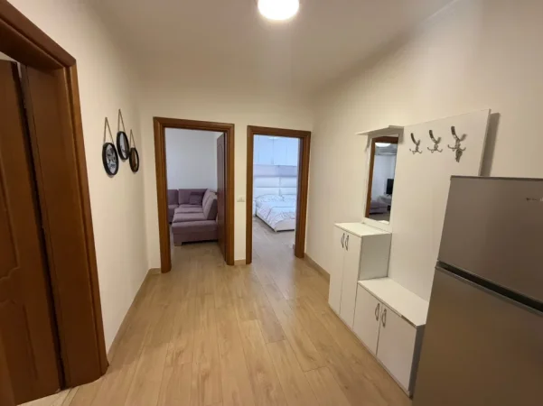 Tirane, jepet me qera apartament 1+1 Kati 2, 60 m² 600 € 