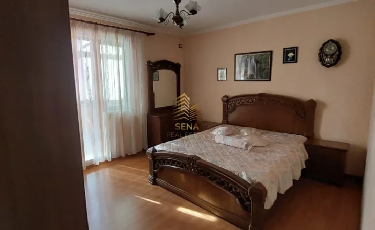 Tirane, jepet me qera apartament 1+1 Kati 6, 65 m² 400 € (Pazari i Ri)