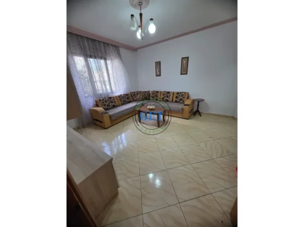 Durres, jepet me qera apartament 2+1 Kati 2, 350 € 