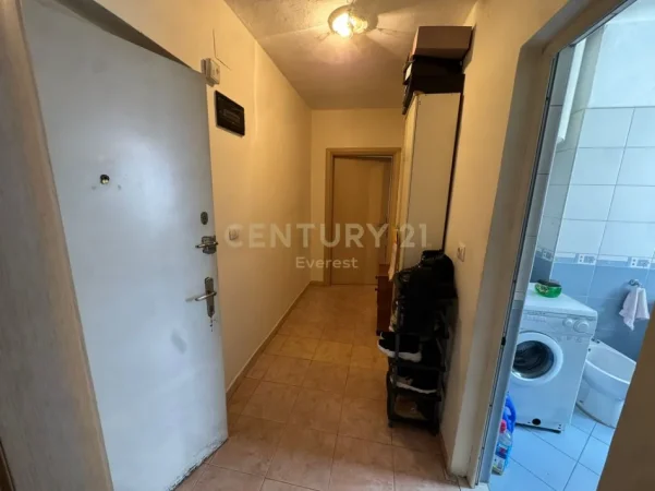 Shqiperi, jepet me qera apartament 1+1 Kati 4, 55 m² 420 € (Selvia)