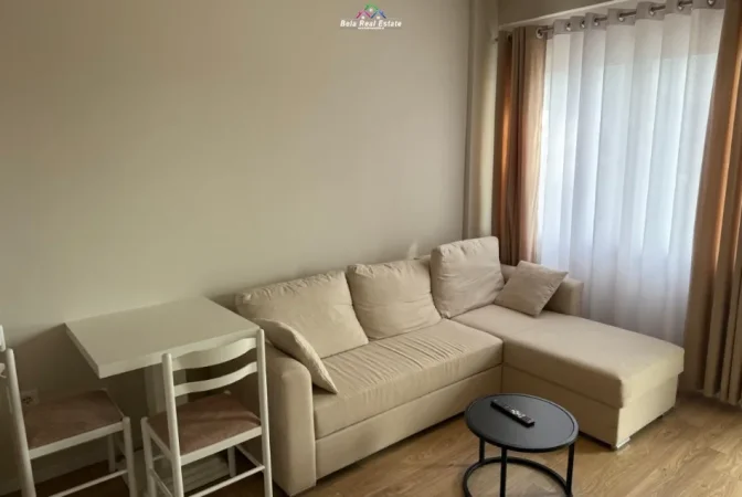 Tirane, jepet me qera apartament 1+1+Ballkon Kati 7, 50 m² 520 € (mikel maruli)