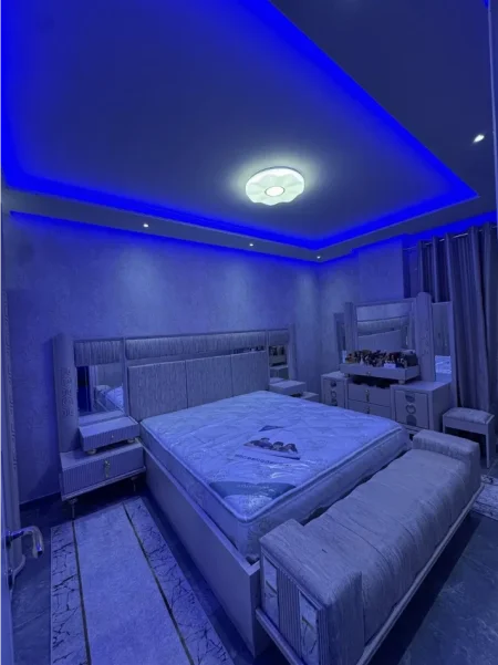 Tirane, jepet me qera apartament 1+1+Ballkon Kati 8, 70 m² 500 € (UNIVERS CITY,QTU)