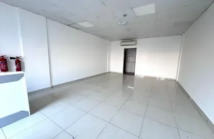 Tirane, jepet me qera dyqan Kati 0, 50 m² 520 € (Rruga Dritan Hoxha)