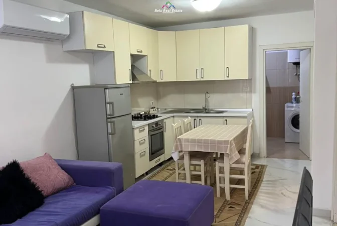 Tirane, jepet me qera Vile 2+1 Kati 1, 70 m² 470 € (5 maji)