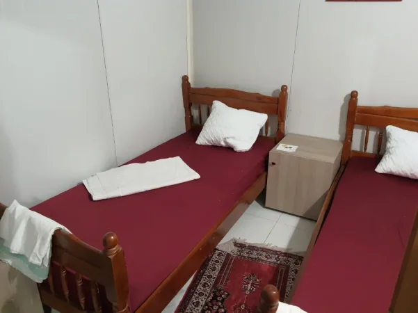Tirane, jepet me qera apartament 1+1 Kati 3, 40 m² 300 € (Laprake perballe Zojes se Keshillit)