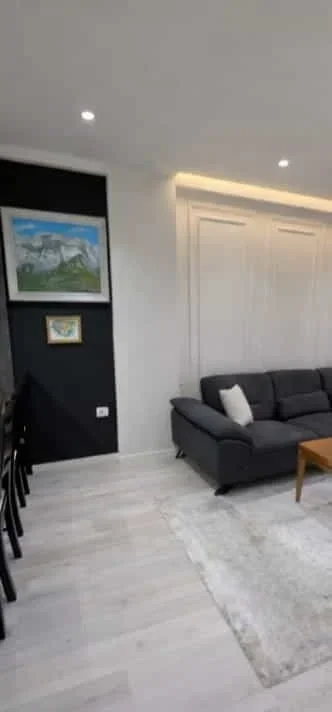 Tirane, jepet me qera apartament 1+1 Kati 9, 75 m² 630 € (Rruga Mikel Maruli)