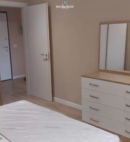 Tirane, jepet me qera apartament Kati 2, 65 m² 680 € (qytet studenti)