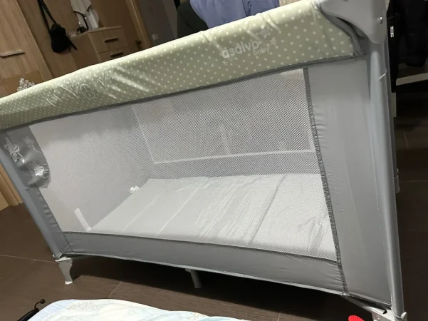 Tirane, okazion Krevat portativ 45 €