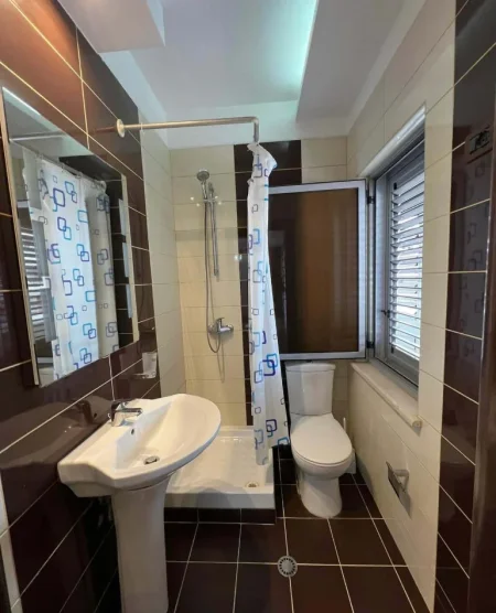 Tirane, shitet nga Pronari, pa-komision apartament 2+1+Aneks+Ballkon Kati 6, 102 m² 167.000 € (astir)