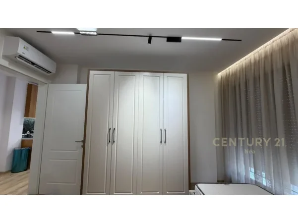 Tirane, jepet me qera apartament 2+1 Kati 3, 91 m² 600 € (Green City)