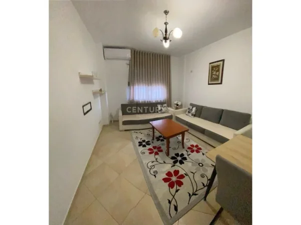 Tirane, jepet me qera apartament 2+1 Kati 8, 80 m² 450 € (astir teodor keko unaza e re)