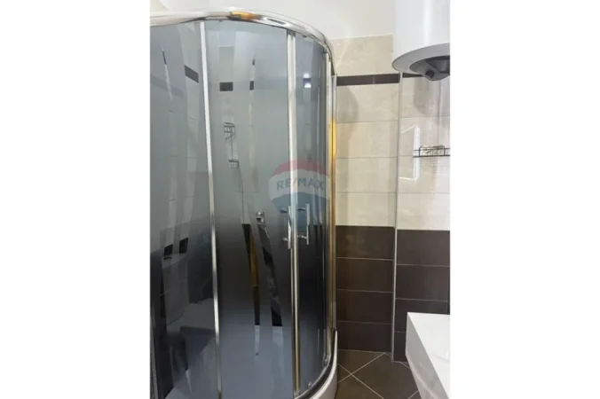 Tirane, jepet me qera apartament , 80 m² 680 € 