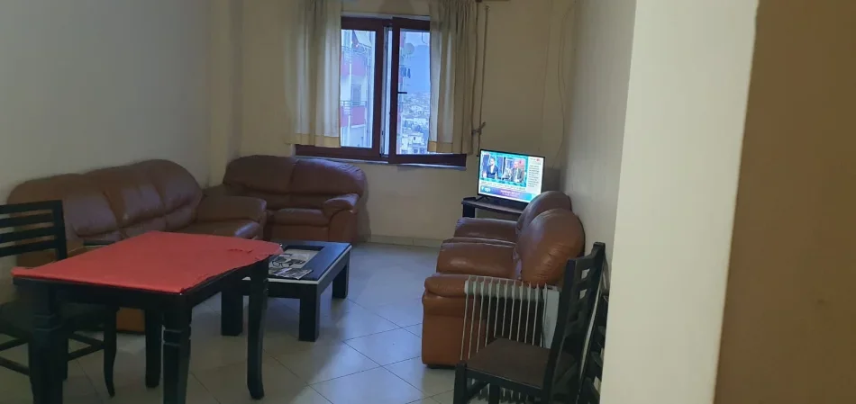 Tirane, shitet nga Pronari, pa-komision apartament 2+1+Aneks+Ballkon Kati 6, 92 m² 135.000 € (kthesa e kamzes)